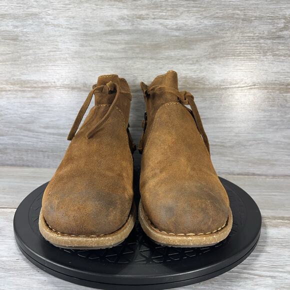 Born Women’s Wynter II Brown Suede Ankle Booties Size 11 M - Picture 2 of 10